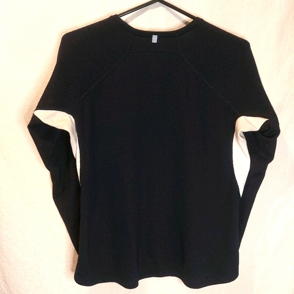 NIKE ♡ Ladies Long Sleeve Athletic Top - Picture 8 of 9